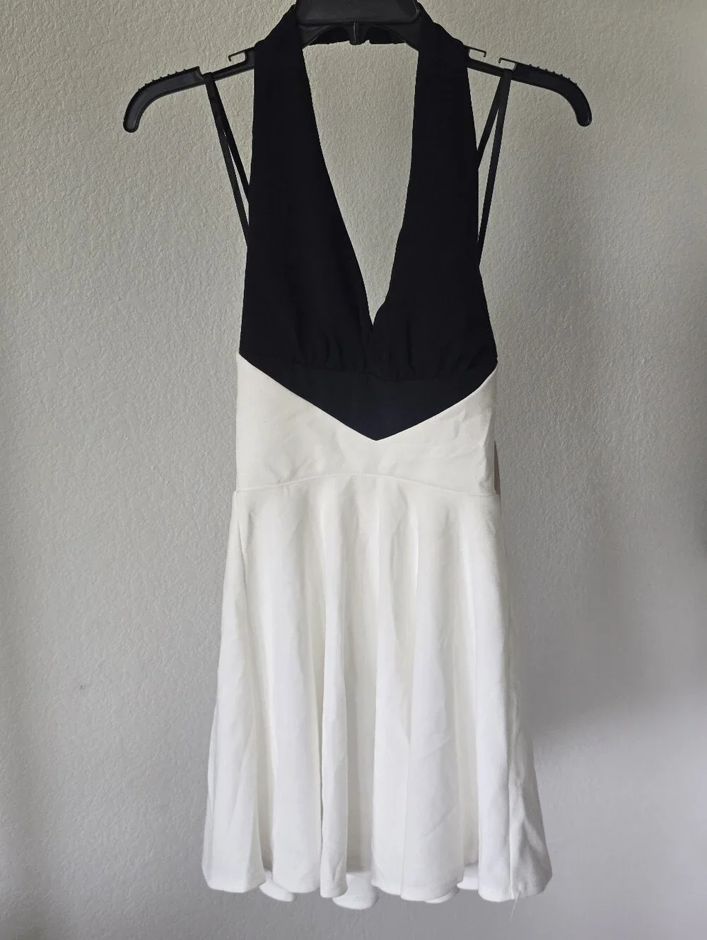 City Studio Colorblock Halter Fit & Flare Party Dress XS NWT Ivory Black Mini